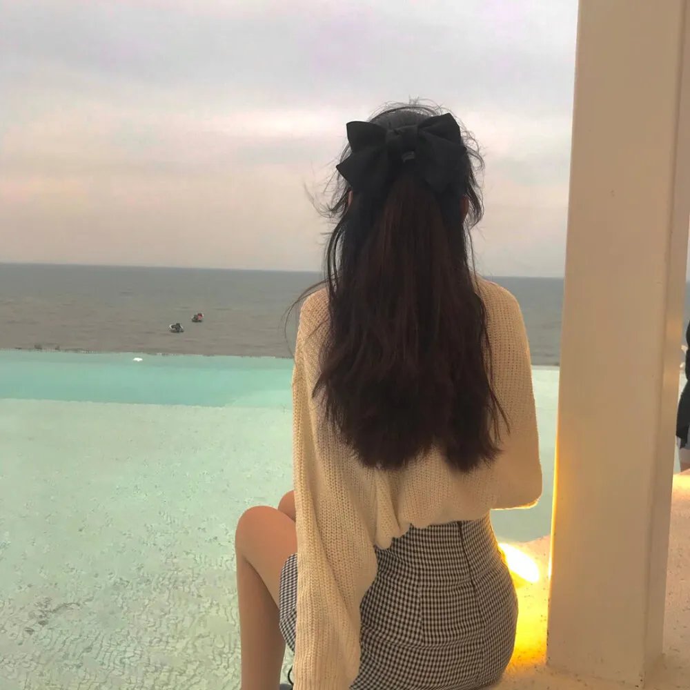 潜逃